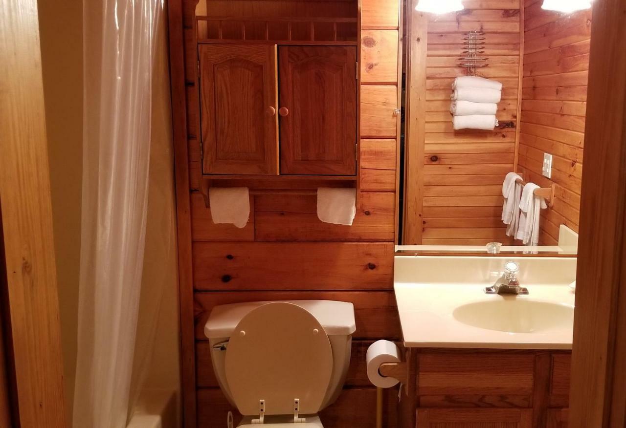 Tanglewood Motel And Log Cabins 马吉谷 外观 照片