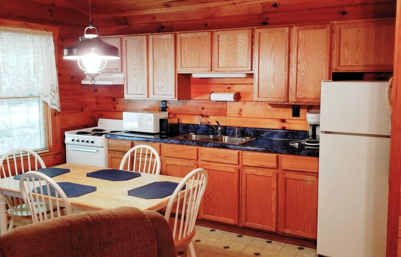 Tanglewood Motel And Log Cabins 马吉谷 外观 照片