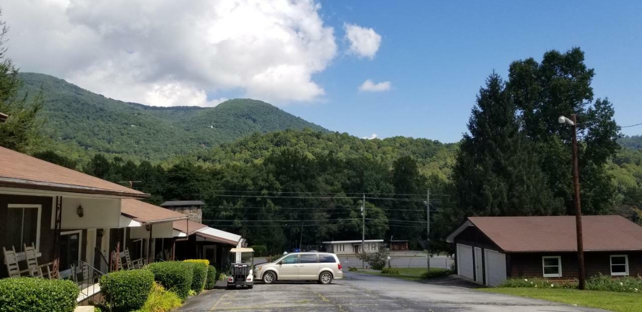 Tanglewood Motel And Log Cabins 马吉谷 外观 照片